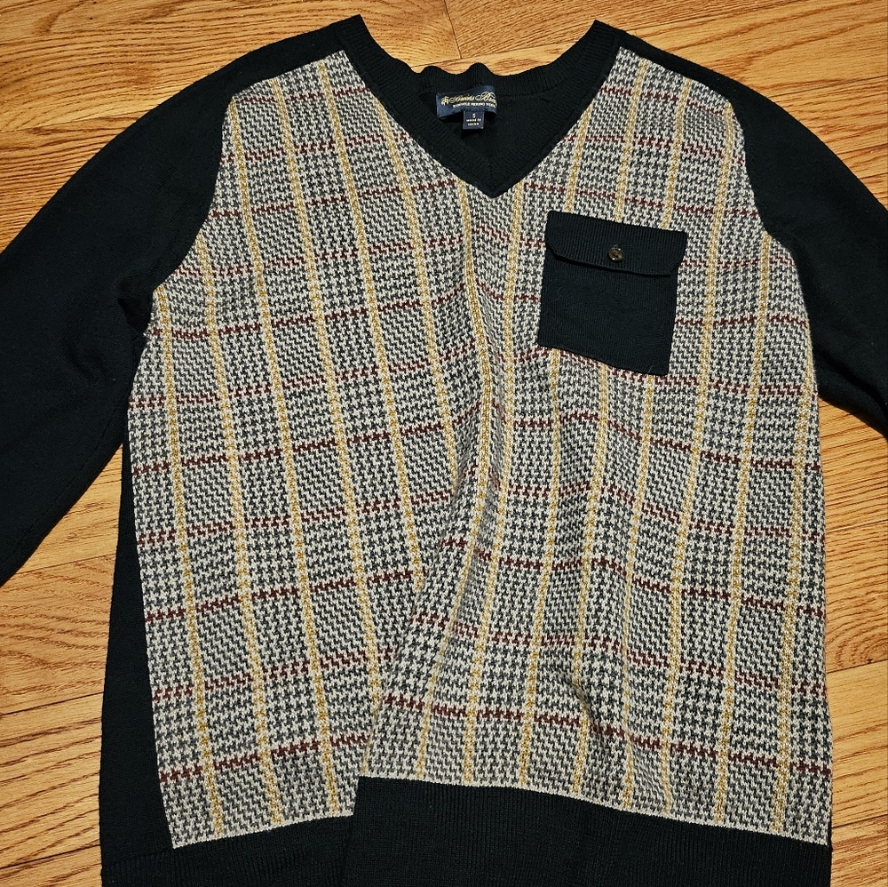 Brooks Brothers Navy Fair Isle Vneck Merino Wool Sweater